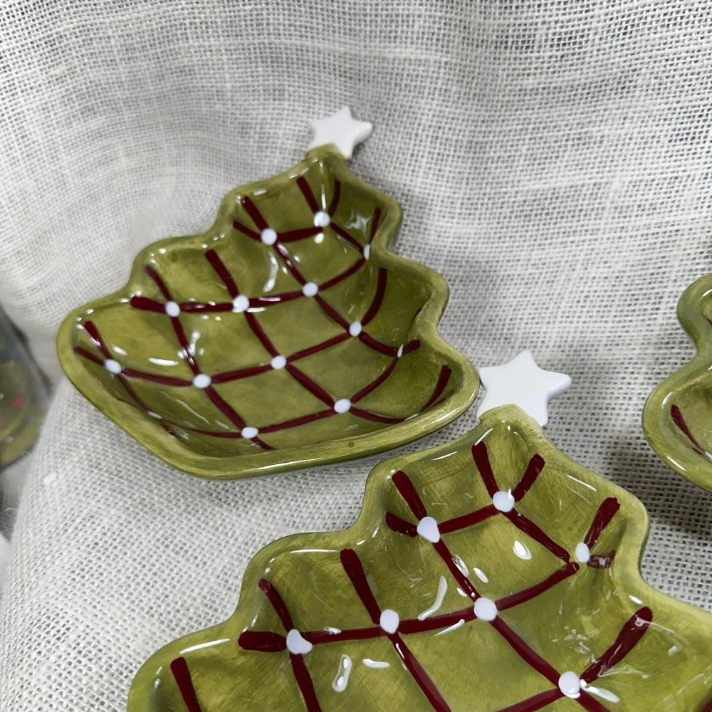 Pottery‎ Barn Seasons Greetings Christmas Tree Bon Bon Bowls Set of 4 Green